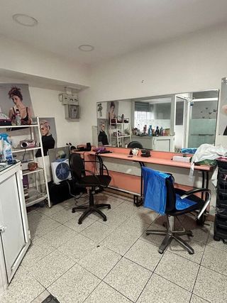 Local comercial en venta en Bellvitge en Hospitalet de Llobregat, L´