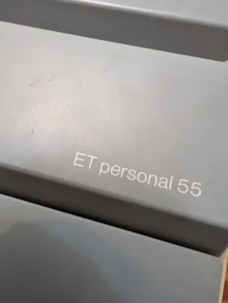 Máquina de escribir Olivetti ET Personal 55