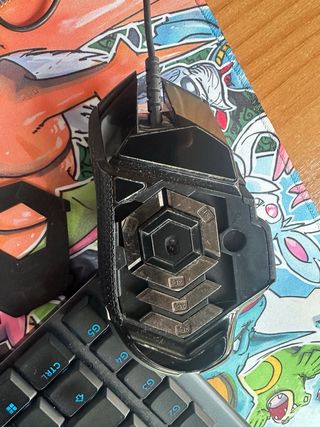 Logitech G502 HERO Ratón Gaming Negro