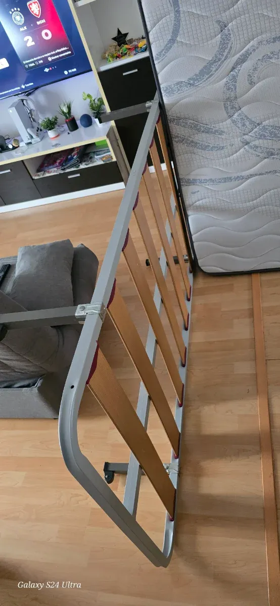 Cama individual con colchón