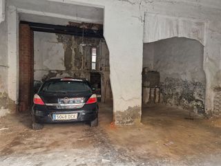 Garaje en venta en La Chantría - La Lastra en León