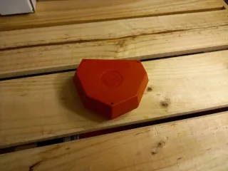 Caja para prótesis dentales roja