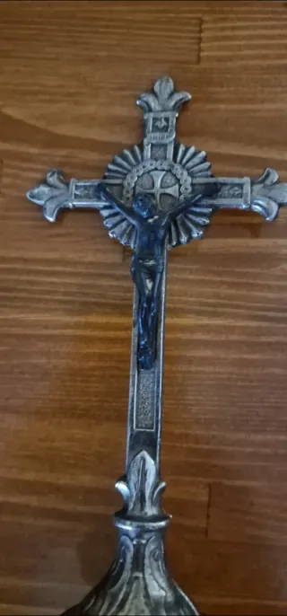 2 Crucifijos de Mesa