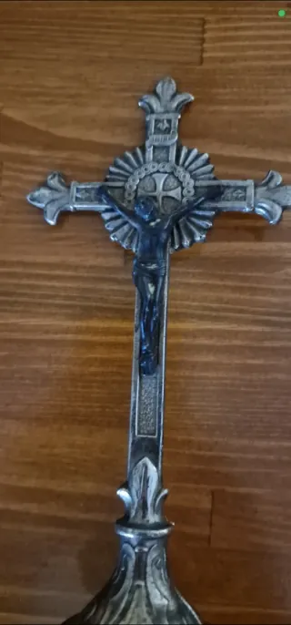 2 Crucifijos de Mesa