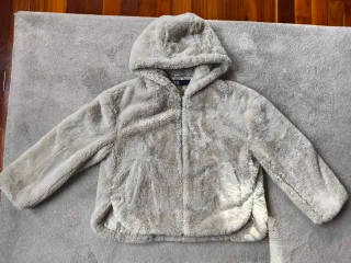 Cazadora Zara peluche beige