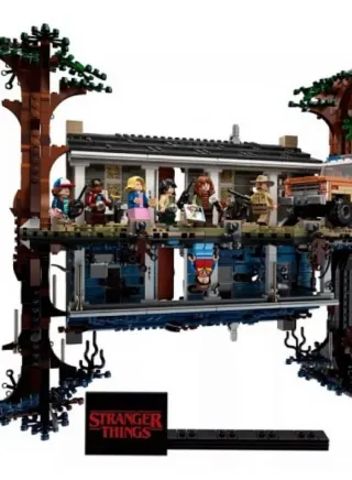 LEGO Stranger Things 75810 The Upside Down