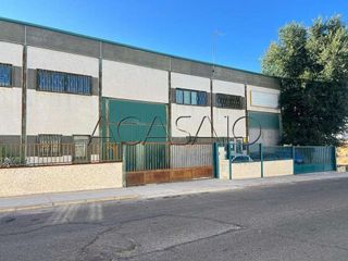 Local comercial en venta en Yuncos