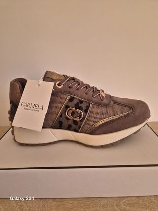 Zapatillas Carmela Mujer Marrón y Dorado