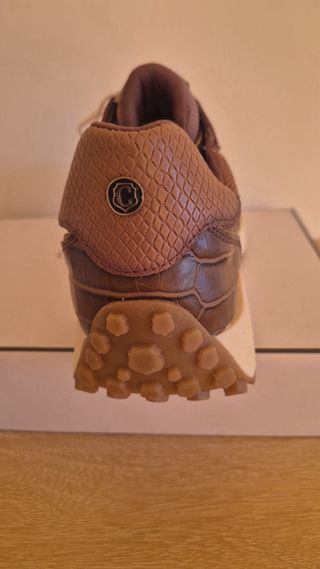 Zapatillas Carmela Mujer Marrón y Dorado