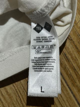 Camiseta blanca de manga corta