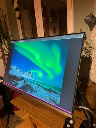 Monitor ViewSonic Plata