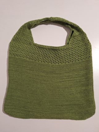 Bolso de mano crochet verde oliva