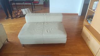 Divano angolare in pelle beige in 2 moduli
