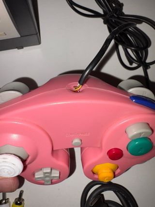 Consola Game Cube + Mario Kart + 4 Mandos