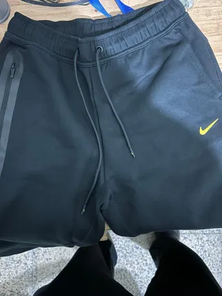 Chándal Nike Tech Fleece Negro Amarillo