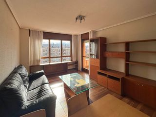 Piso en alquiler en Valdenoja - La Pereda en Santander