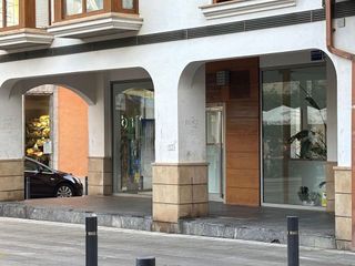 Local comercial en venta en Santoña