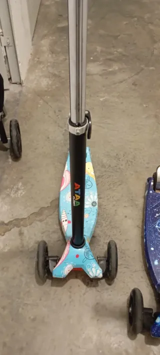 Patinete infantil con diseño divertido