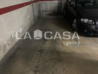 Garaje en venta en Montigalà -Sant Crist en Badalona