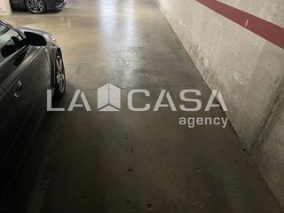 Garaje en venta en Montigalà -Sant Crist en Badalona