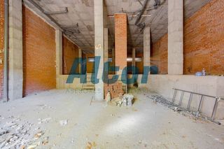 Local comercial en venta en Valderas - Los Castillos en Alcorcón