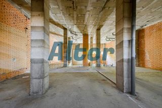 Local comercial en venta en Valderas - Los Castillos en Alcorcón