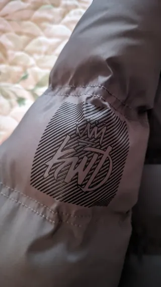 Abrigo plumífero KWD gris