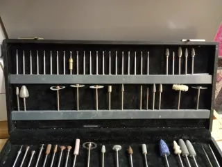 Estuche para fresas de prótesis dental