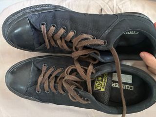 Converse negras bajas