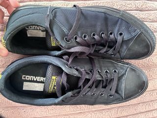 Converse negras bajas