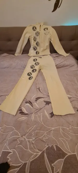 Tuta Emporio Armani Beige e Nera