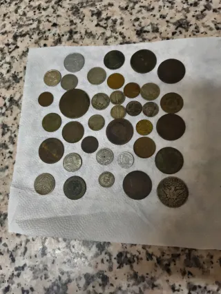 Lotto di monete antiche spagnole e straniere