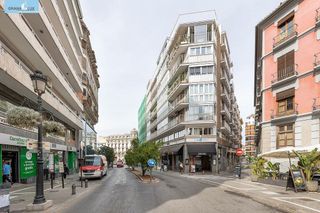 Oficina en venta en San Matías - Realejo en Granada