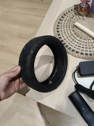 Rueda y cargador patinete Xiaomi