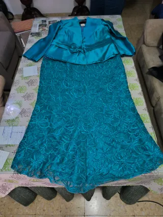 Traje madrina Ana Torres.