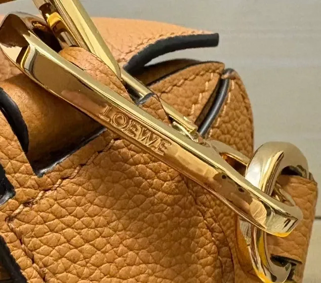 Borsa Loewe Marrone in Pelle