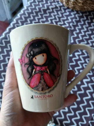 Taza y figura Gorjuss