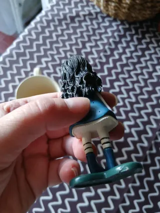 Taza y figura Gorjuss