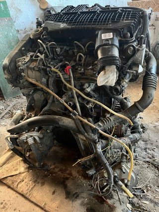 Motor y caja de cambios Renault 1.5dci Diesel