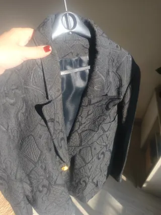 Chaqueta Negra con Textura estilo Vintage T44 Nuev