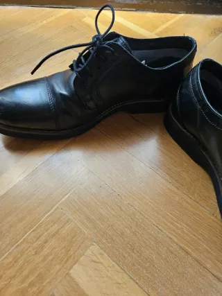 Zapatos hombre Fórmula Joven Talla 40, color negro