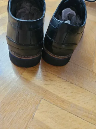 Zapatos hombre Fórmula Joven Talla 40, color negro