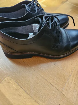 Zapatos hombre Fórmula Joven Talla 40, color negro