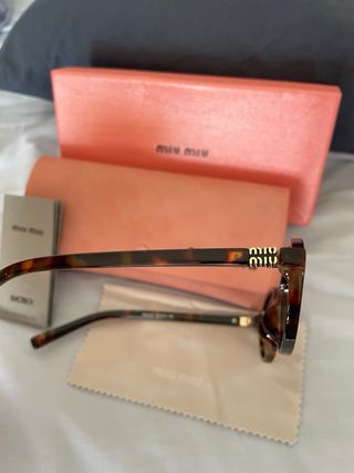 Gafas de sol Miu Miu color marrón