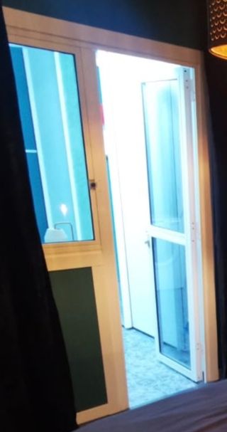 ¡Urge quitar!Puertas balconeras aluminio
