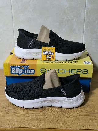 Zapatillas Skechers Slip-ins Mujer Negras Blancas