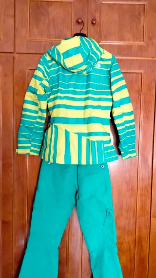 Conjunto esquí: Cazadora y pantalón The North Face