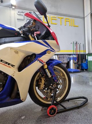 Honda CBR 1000 RR Fireblade