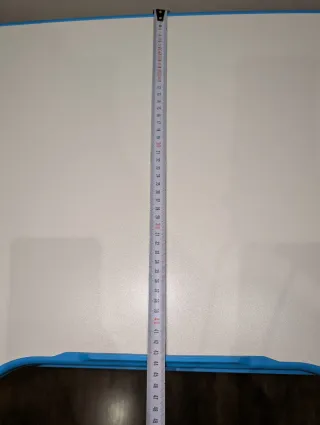 Escritorio infantil azul y blanco