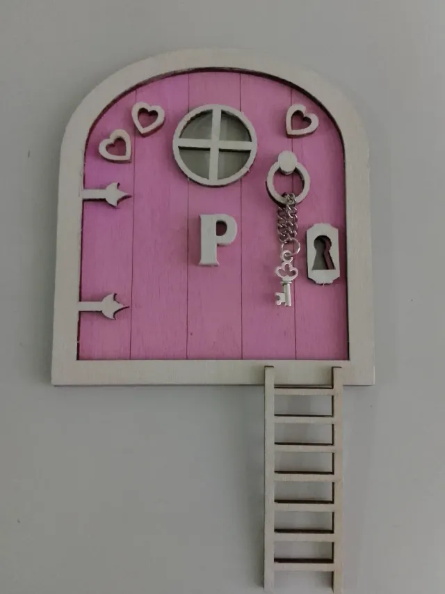 Puerta Ratón Pérez Niña Rosa